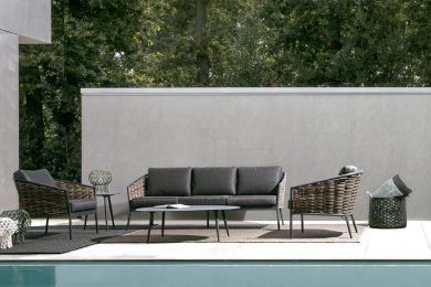 Ogród w rytmie przyszłości - modne meble ogrodowe 2026
